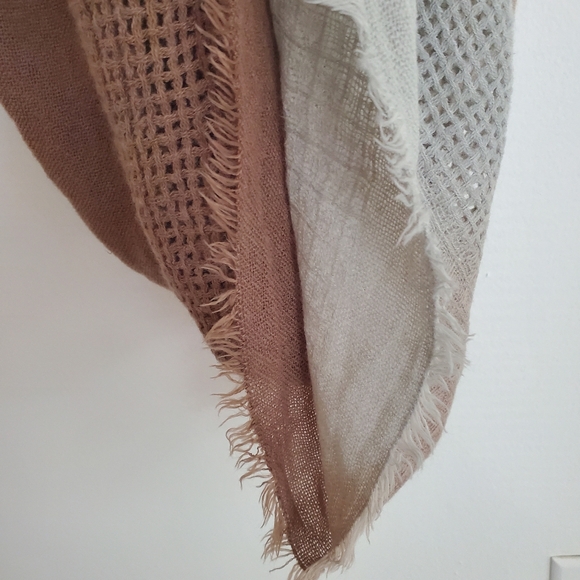 Scarf - Picture 5 of 7